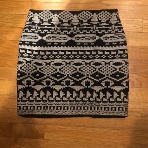 Xoxo L pencil skirt